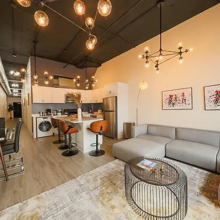 Mccormick 3Br/2Ba Luxury Suite For Up To 8 Guests With Optional Parking And Gym Access