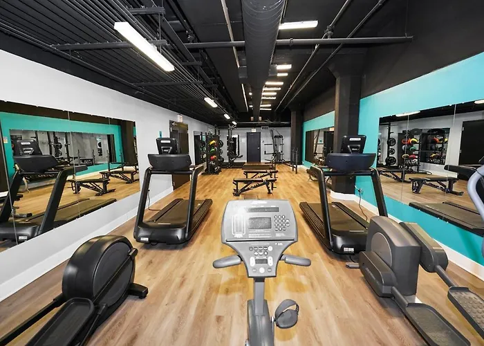 Mccormick 3br/2ba Luxury For Up To 8 Guests With Optional Parking And Gym Access * Chicago