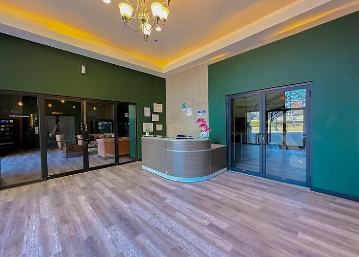 Apartment Mccormick 3br/2ba Luxury For Up To 8 Guests With Optional Parking And Gym Access