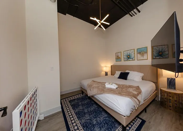 Apartment Mccormick 3br/2ba Luxury For Up To 8 Guests With Optional Parking And Gym Access *