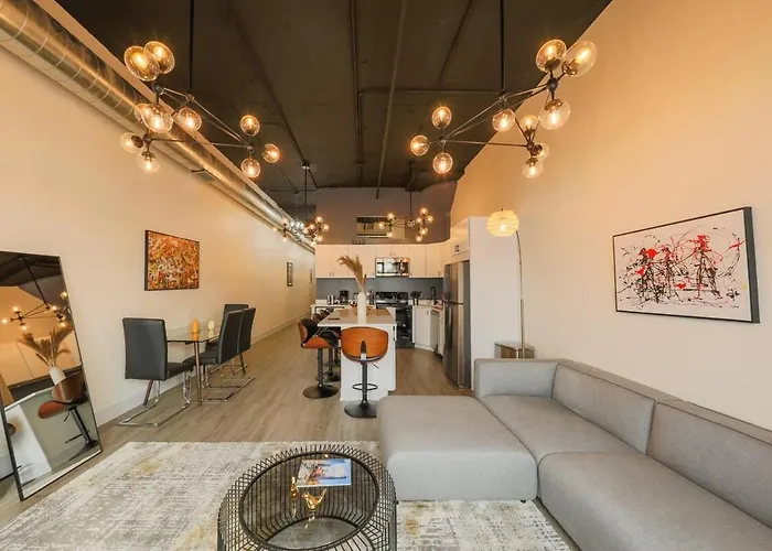Apartment Mccormick 3br/2ba Luxury For Up To 8 Guests With Optional Parking And Gym Access *